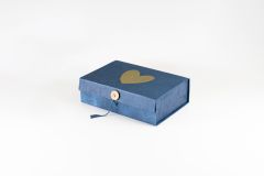 Geschenkbox small blau mit goldenem Herz