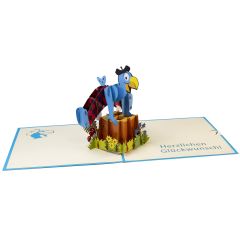 3D Pop-up-Karte Globi springt über Baumstamm Herzlichen Glückwunsch blau