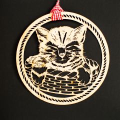 Holz-Scherenschnitt Aufhänger mit Karte Katze im Korb